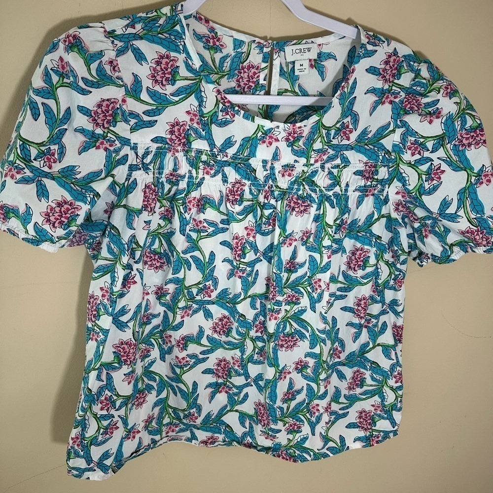 J CREW Modern Floral Smocked Neck Puff Sleeve Top size Medium small